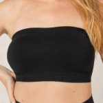 Wygodny biustonosz z odpinanymi ramiączkami